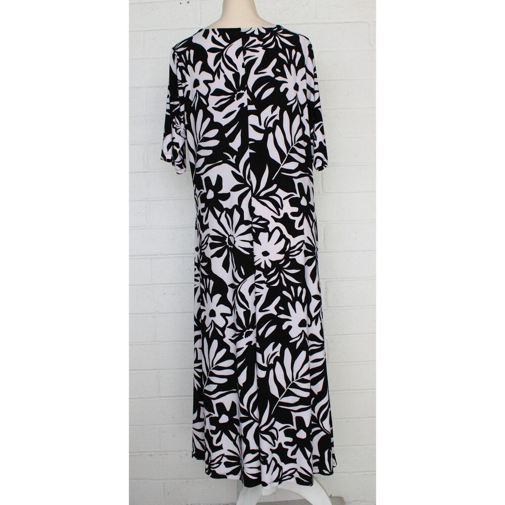 Large Black White Tropical Como Jersey Fit Flare Long Dress Attitudes by Renee. - Picture 2 of 6